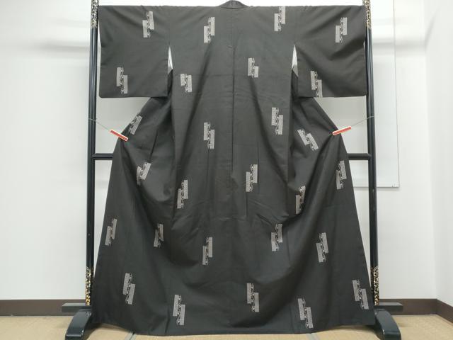 平和屋着物●本場大島紬　9マルキ　吉祥花文　正絹　逸品　CABG2787th