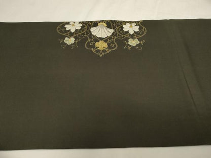 平和屋着物●塩瀬　九寸開き名古屋帯　駒刺繍　幾何学花文　黒地　金彩　正絹　逸品　CABG3068dy