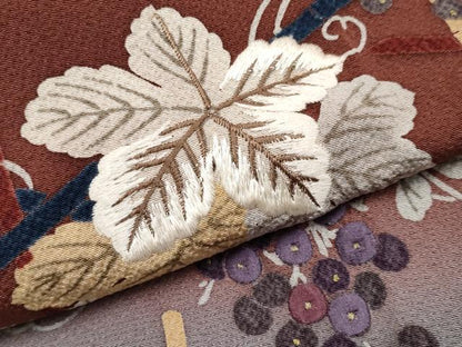 平和屋着物●ファッションデザイナー 花井幸子　訪問着　刺繍　リス　葡萄蔦の葉文　暈し染め　正絹　逸品　CABG3340tx