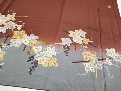 平和屋着物●ファッションデザイナー 花井幸子　訪問着　刺繍　リス　葡萄蔦の葉文　暈し染め　正絹　逸品　CABG3340tx