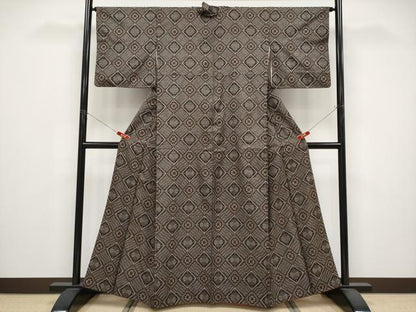 平和屋着物●本場大島紬　龍郷絣　菱繋ぎ花文　正絹　逸品　CABG3344tx