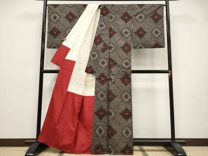平和屋着物●本場大島紬　龍郷絣　花菱文　正絹　逸品　CABG3352tx