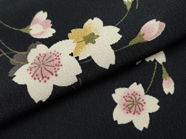平和屋着物●夢工房　小紋　舞桜文　黒地　洗える着物　CABG3388tx