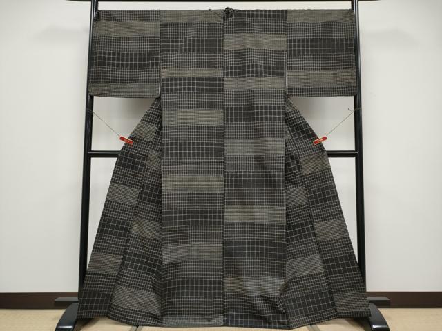 平和屋着物●上質な紬　格子柄　正絹　逸品　CABG3389tx