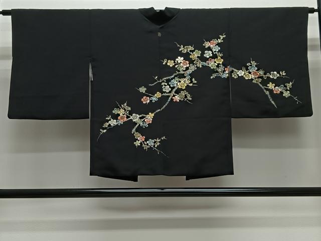 平和屋着物＃羽織　総刺繍　枝梅文　黒地　金糸　正絹　逸品　CABG3607ua