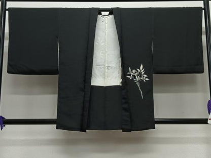 平和屋着物＃羽織　南天文　黒地　正絹　逸品　CABG3611ua