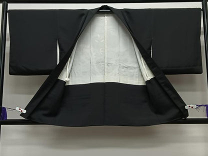 平和屋着物＃羽織　南天文　黒地　正絹　逸品　CABG3611ua