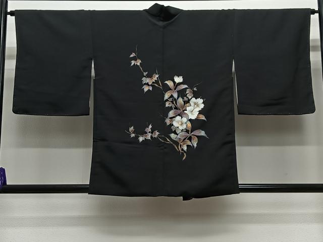 平和屋着物＃羽織　草花文　黒地　金彩　正絹　逸品　未使用　CABG3612ua