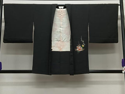 平和屋着物＃羽織　刺繍　花鳥文　黒地　金銀彩　正絹　逸品　CABG3614ua