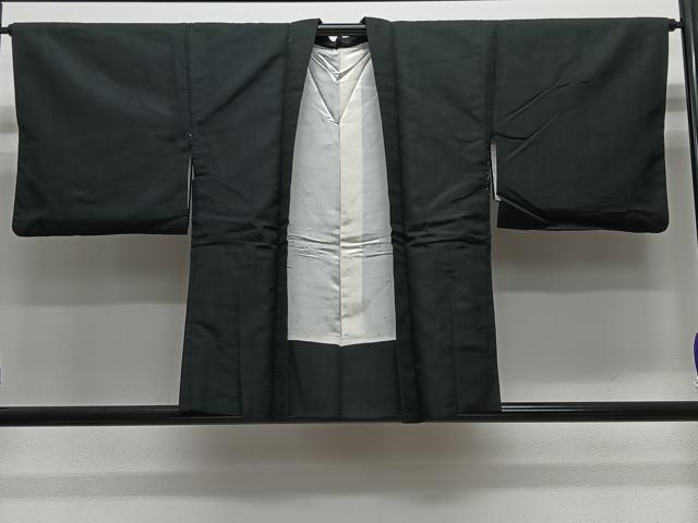 平和屋着物＃羽織　紬地　総刺繍　草花文　黒地　正絹　逸品　CABG3617ua