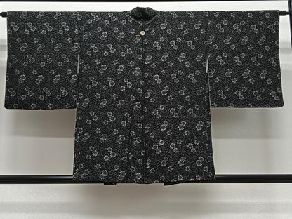 平和屋着物＃羽織　寿光織　草花文　黒地　銀糸　正絹　逸品　未使用　CABG3626ua