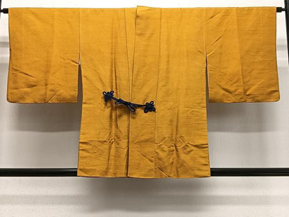 平和屋着物＃道中着　紬地　山吹色　正絹　逸品　CABG3640ua