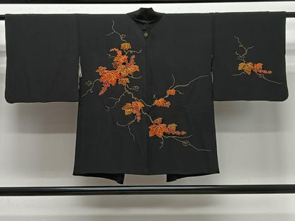 平和屋着物＃羽織　刺繍　葡萄蔦の葉文　黒地　正絹　逸品　CABG3663ua