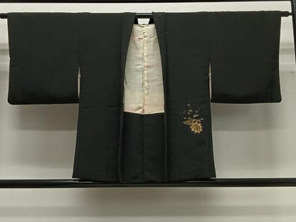 平和屋着物＃羽織　鏡裏花文　黒地　金彩　正絹　逸品　CABG3674ua