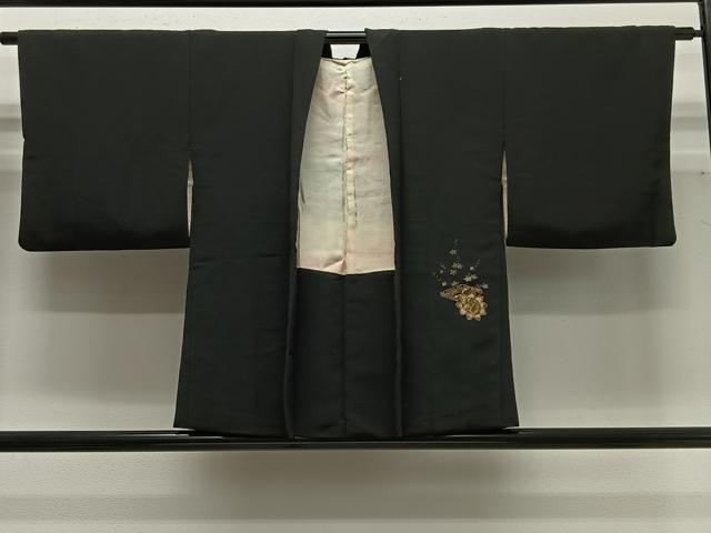 平和屋着物＃羽織　鏡裏花文　黒地　金彩　正絹　逸品　CABG3674ua