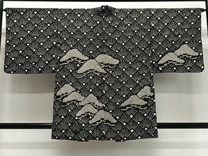 平和屋着物∞羽織　総絞り　枝松文　黒地　正絹　逸品　CABG3705ua