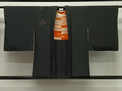 平和屋着物＃羽織　寿光織　草花文　黒地　金糸　正絹　逸品　CABG3725ua