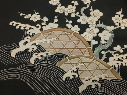 平和屋着物＃羽織　籬梅文　黒地　金彩　正絹　逸品　CABG3737ua