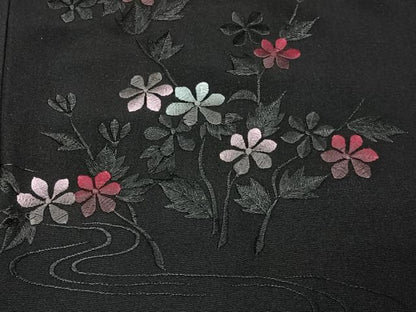 平和屋着物＃羽織　総刺繍　流水花文　黒地　正絹　逸品　CABG3742ua