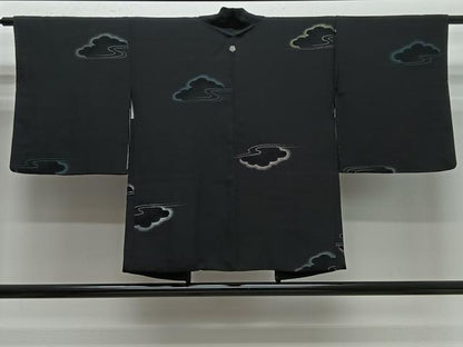 平和屋着物＃羽織　地紋起こし　雲取り文　黒地　正絹　逸品　CABG3745ua