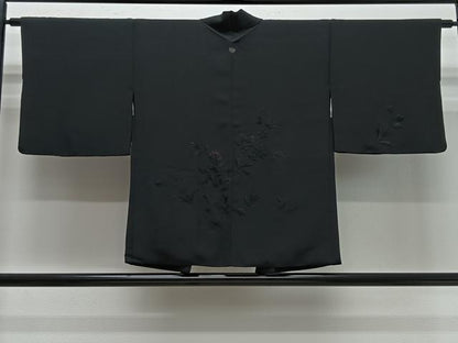 平和屋着物＃羽織　総刺繍　草花文　黒地　正絹　逸品　CABG3747ua