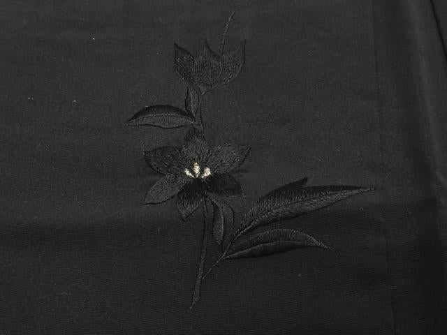 平和屋着物＃羽織　総刺繍　駒刺繍　草花文　黒地　正絹　逸品　CABG3774ua