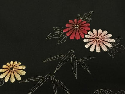 平和屋着物＃羽織　総刺繍　草花文　黒地　金糸　正絹　逸品　CABG3780ua