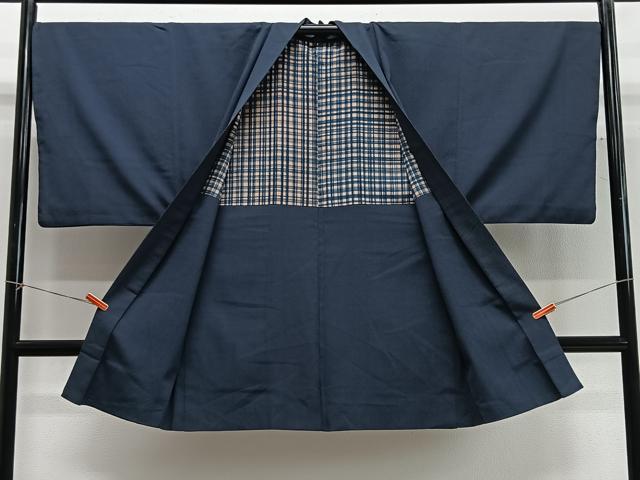 平和屋着物∞男性　長羽織　紬地　鉄御納戸色　正絹　逸品　CABG3782ua