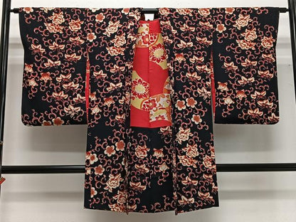 平和屋着物∞アンティーク　長羽織　花唐草文　黒地　正絹　逸品　CABG3795ua