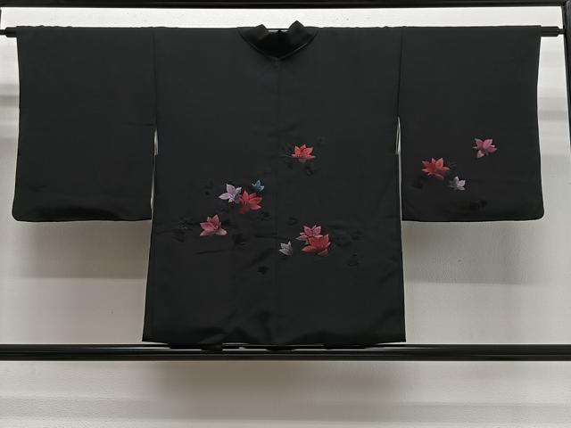 平和屋着物＃羽織　刺繍　舞花文　黒地　正絹　逸品　CABG3841ua