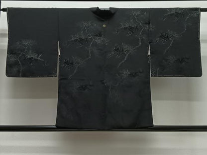 平和屋着物＃羽織　寿光織　三蓋松　黒地　銀糸　正絹　逸品　未使用　CABG3868ua