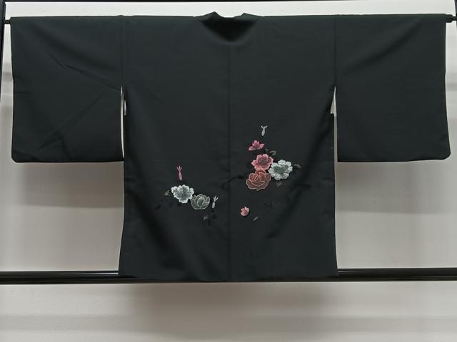 平和屋着物＃羽織　刺繍　草花文　黒地　正絹　逸品　CABG3871ua