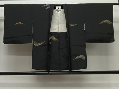 平和屋着物＃羽織 寿光織 遠山文 黒地 金銀糸 正絹 逸品 CABG3971ua