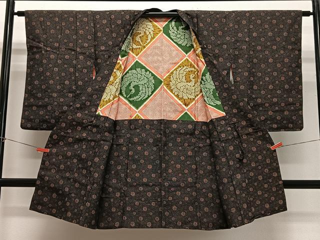 平和屋着物＃道行コート 草花文 黒地 ロング丈 正絹 逸品 CABG3976ua