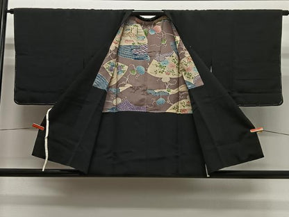 平和屋着物＃道行コート 寿光織 風景文 黒地 金銀糸 正絹 逸品 CABG3978ua