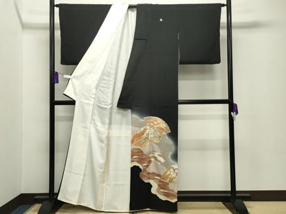 平和屋着物■豪華黒留袖　駒刺繍　地紙重ね御所車花文　暈し染め　金彩　正絹　逸品　CABG4257gh