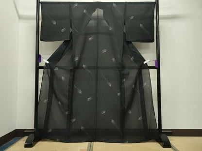 平和屋着物＊夏物　本場大島紬　夏大島　飛鳥文　黒地　正絹　逸品　CABG4275gh