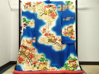 平和屋本店●色打掛　お引きずり　和装　結婚式　婚礼　神社挙式　花嫁　唐織　駒刺繍　御所車梅松花文　金糸　暈し染め　逸品　CABG4293gh