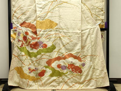 平和屋着物■豪華振袖　駒刺繍　雲重ね御所車花文　金彩　正絹　逸品　CABG4352gh