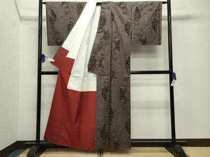 平和屋着物●本場大島紬　7マルキ　泥染め　短冊花唐草文　松元勝彦作　証紙付き　正絹　逸品　未使用　CABG4425gh