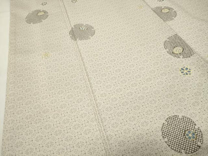 平和屋着物●本場染大島紬　雪輪舞桜文　まるやま扱い　正絹　逸品　CABG4463gh