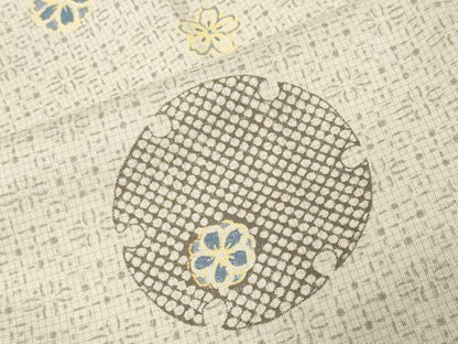 平和屋着物●本場染大島紬　雪輪舞桜文　まるやま扱い　正絹　逸品　CABG4463gh