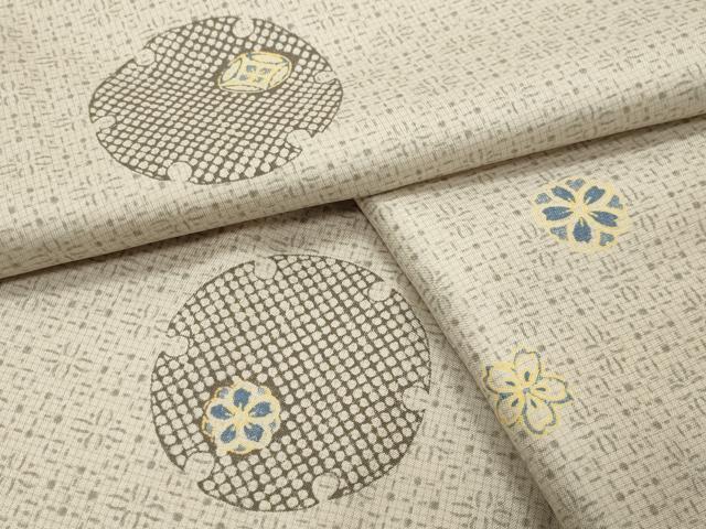 平和屋着物●本場染大島紬　雪輪舞桜文　まるやま扱い　正絹　逸品　CABG4463gh