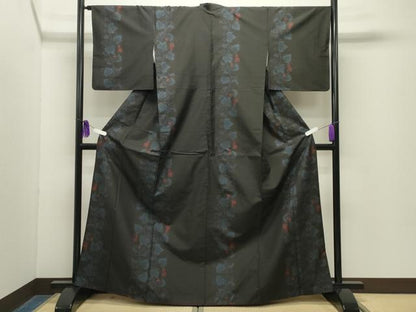 平和屋着物●本場大島紬　7マルキ　葡萄蔦の葉間道　正絹　逸品　CABG4488gh