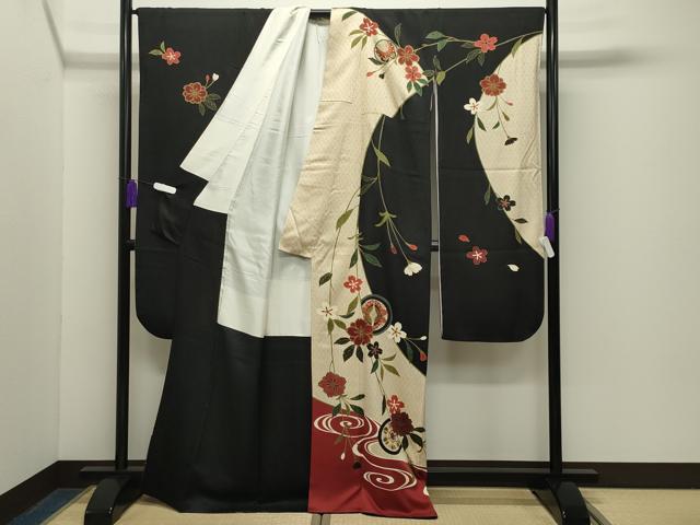 平和屋着物●豪華振袖　流水花蝶文　黒地　金彩　正絹　逸品　CABG4506gh
