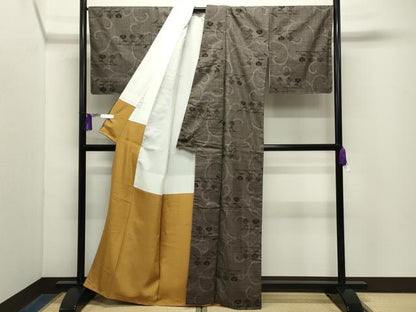 平和屋着物●本場大島紬　7マルキ　花唐草文　正絹　逸品　未使用　CABG4593gh