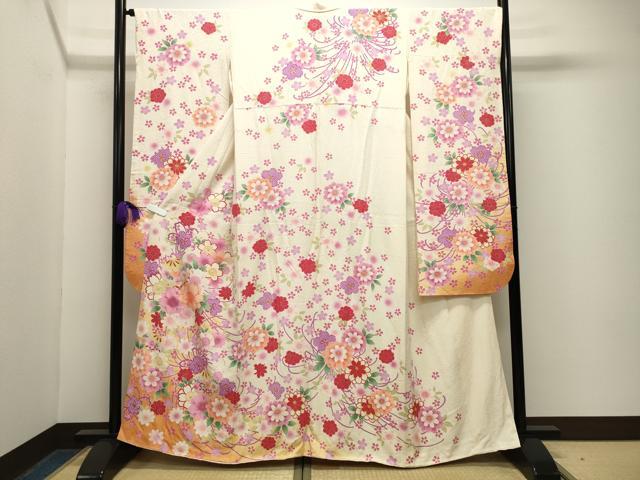 平和屋着物●豪華振袖　駒刺繍　毬舞桜文　暈し染め　金彩　銀通し地　正絹　逸品　CABG4622gh