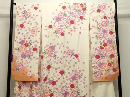 平和屋着物●豪華振袖　駒刺繍　毬舞桜文　暈し染め　金彩　銀通し地　正絹　逸品　CABG4622gh