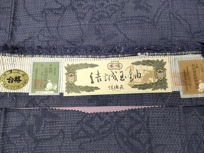 平和屋着物●本場結城玉紬　結織苑　80亀甲　舞蝶文　ゆうか株式会社謹製　証紙・保証書付き　正絹　逸品　CABG4684gh