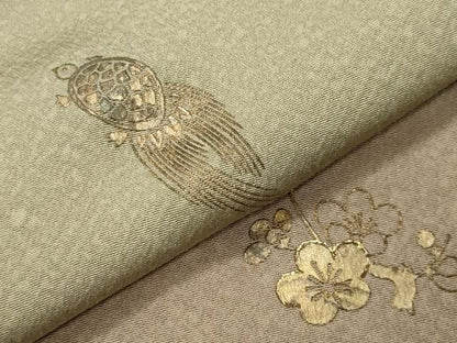 平和屋着物●訪問着　駒刺繍　鳳凰蓑亀松竹梅文　暈し染め　金彩　正絹　逸品　CABG4790gh